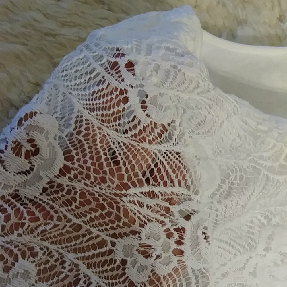White Top - Picture 12 of 16